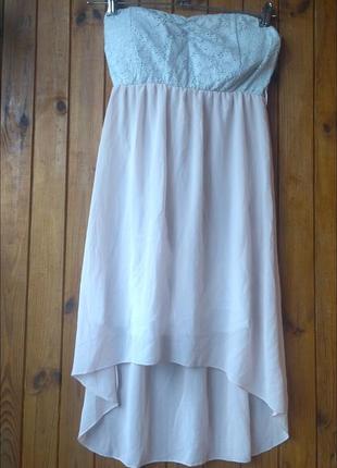 Ніжна біло-рожева сукня