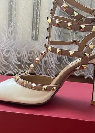 Босоножки (туфли) valentino