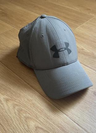 Кепка under armour