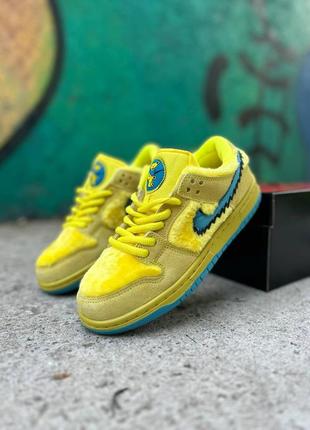 Яскраві жіночі кросівки nike sb dunk low x grateful dead bear yellow/blue жовті з синім