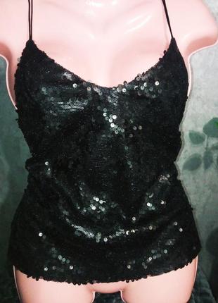 Майка з пайєтками