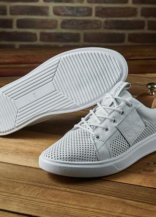 Мужские белые кеды кожа перфорация лето