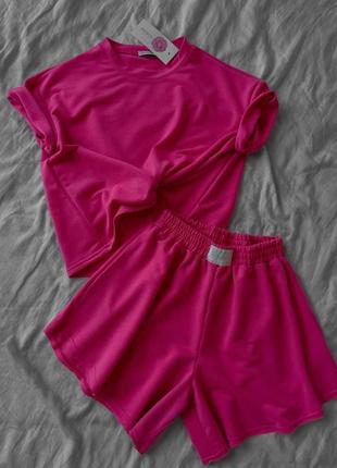 Ідеальний яскравий літній однотонний жіночий спортивний костюм!! футболка +шорти на резинці на кожен день