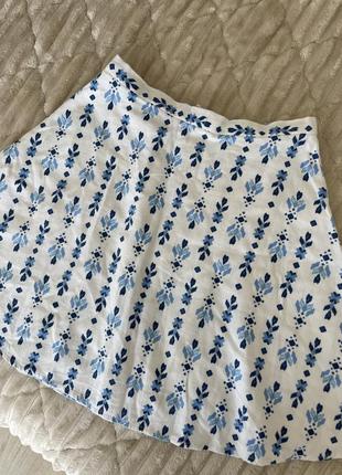 Легкая юбка юбочка белая голубая в цветочный принт размер с s