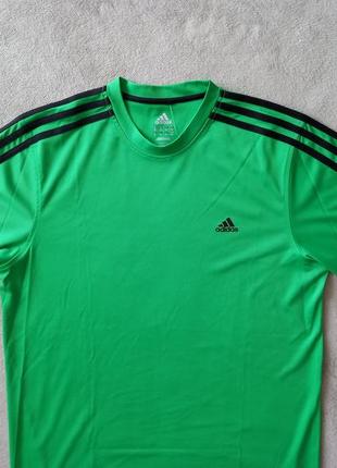 Брендова футболка adidas.3 фото