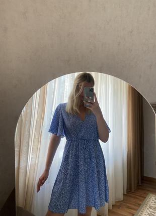 Нежное платье