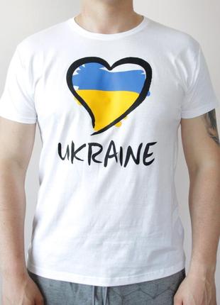 Чоловічі футболки з написом ukraine (хl), літні футболки з малюнком серця, футболки з прапором україни біла