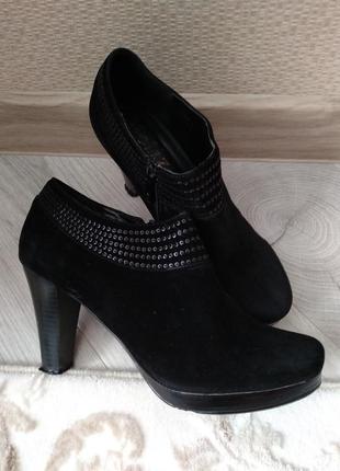 Туфлі  ,  39 розмір