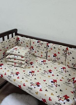 Бортики в ліжечко . захист