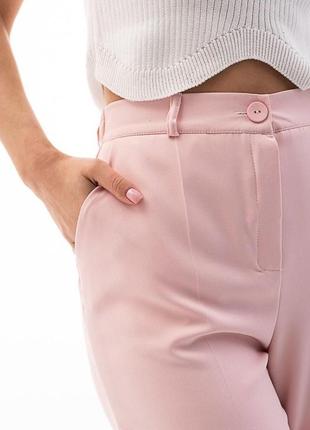 Женские классические розовые брюки с высокой посадкой3 фото
