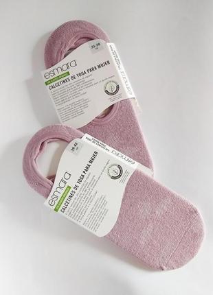 Носки следы для йоги пудрово-розового цвета с резинкой фиксатором esmara