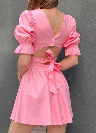 Короткое приталенное платье из натуральной ткани мини платье с открытой спиной5 фото