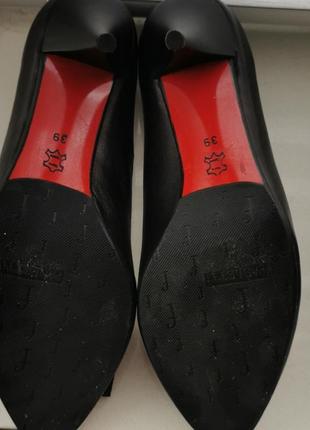 Новые, кожаные женские туфли-черевички3 фото