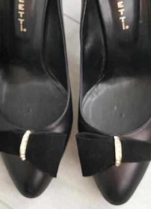 Новые, кожаные женские туфли-черевички5 фото