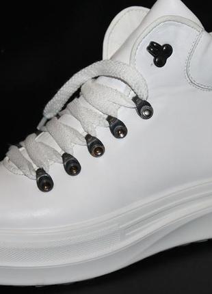 Спортивные ботинки на высокой подошве, деми и зима , с 36-41р.1 фото