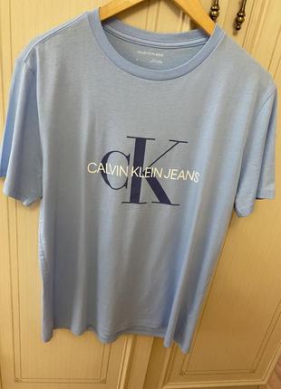 Футболка calvin klein