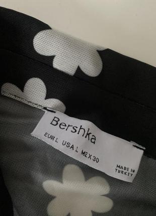 Сетка топ блуза рубашка bershka в цветочки черно белая2 фото