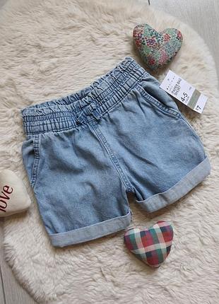 Новые шорты 4-5 лет девушка