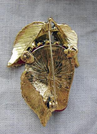 Крупная объемная брошь клубника брошка с клубникой. цвет бронза античное золото4 фото