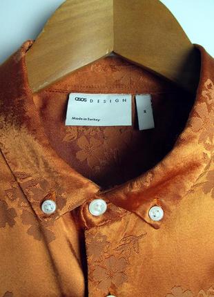 Шведка рубашка asos design - regular fit satin shirt in copper floral jacquard8 фото