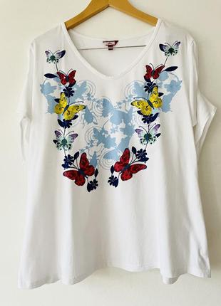 Стильная базовая футболка батал, принт бабочки большой размер1 фото