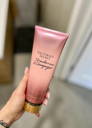 Лосьйон для тіла strawberry champagne victoria’s secret