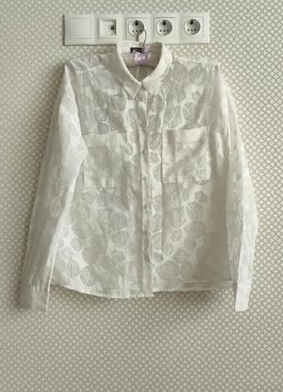 Біла сорочка tom tailor з цікавої тканини1 фото
