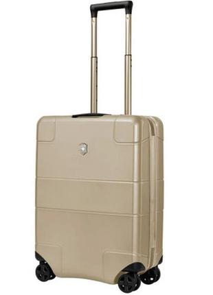 Чемодан victorinox travel lexicon champagne gold s usb (vt606781)