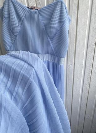Нежно-голубое плиссированное платье бюстье (сарафан)4 фото