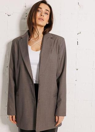 Женский однобортный удлиненный классический пиджак2 фото