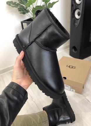 Зимние мужские/женские угги, ugg classic mini black, кожаные чёрные уги/сапоги с мехом