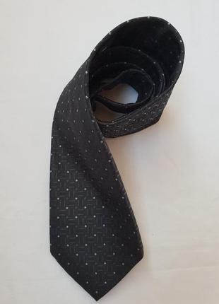 Шикарний краватка для джентльмена