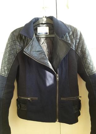 Курточка стильная costes