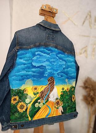 Джинсовая куртка с ручной росписью