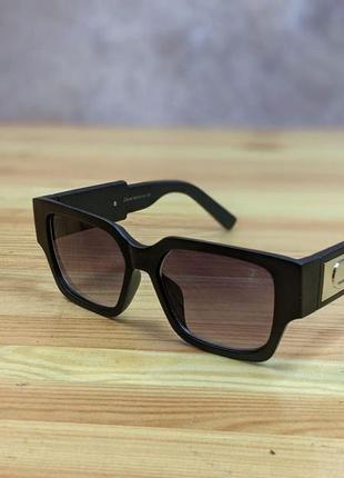 Солнцезащитные очки diore диор форма квадратные1 фото