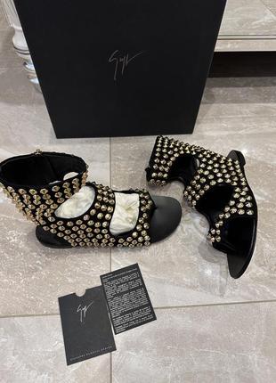 Невероятные роскошные босоножки giuseppe zanotti оригинал