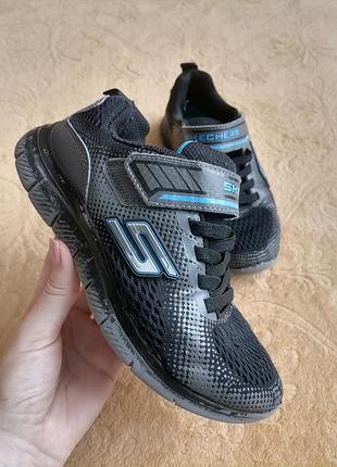 Кроссовки skechers