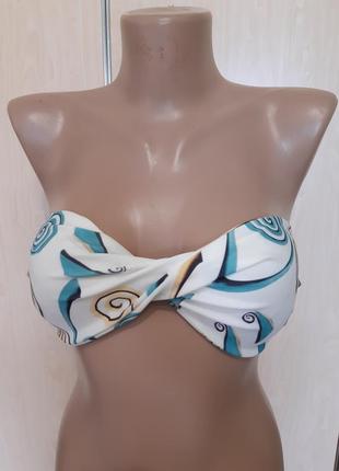 Яскравий купальник