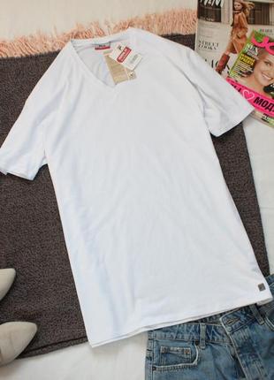 Белая футблка fila оригинал размер 2хл