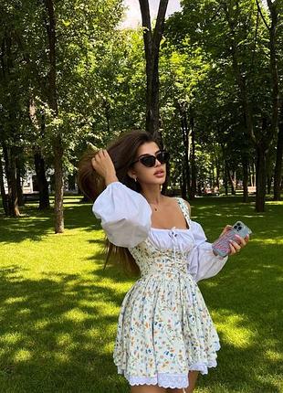 Платье
