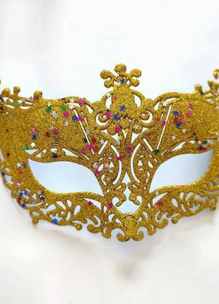Маска золота карнавальна бал маскарад венеціанський карнавал жвноча з блискітками фотосесія театр