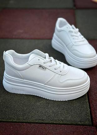 Стильні кросівки 0505