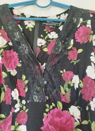 Мини платье сарафан из вискозы в цветочный принт4 фото