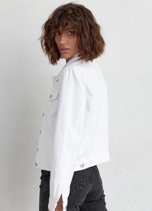 Джинсова куртка жіноча на гудзиках з кишенями3 фото