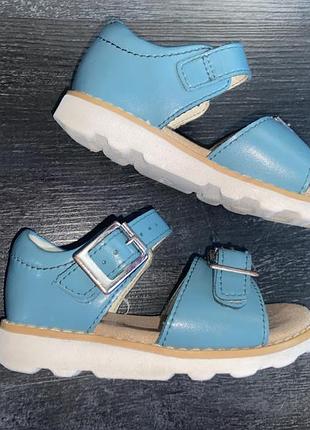 Шкіряні босоніжки clarks, оригінал, р-р 21, устілка 13.5 см