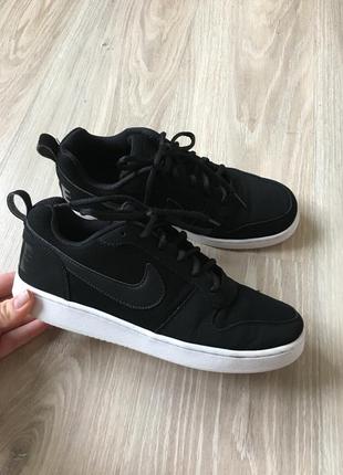 Кросівки nike