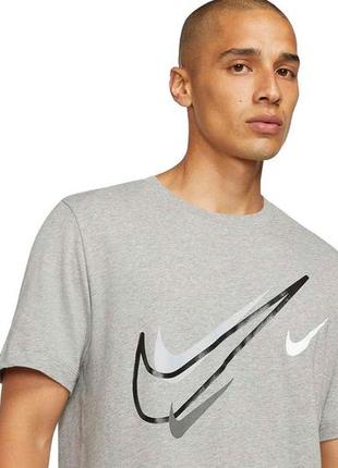 Футболка nike оригиналінал2 фото