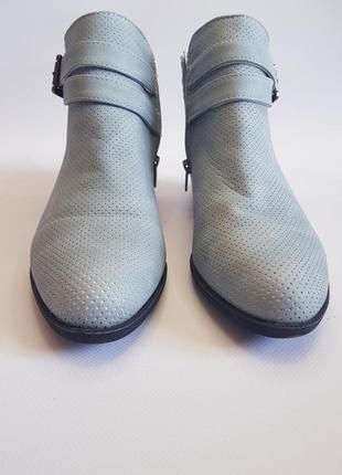 Ботинки казаки 3