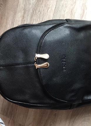 Женский кожаный новый стильный чёрный недорогой популярный рюкзак портфель сумка3 фото