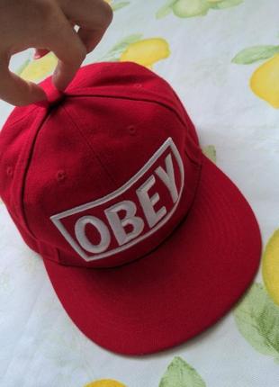 Бейсболка бейс от obey